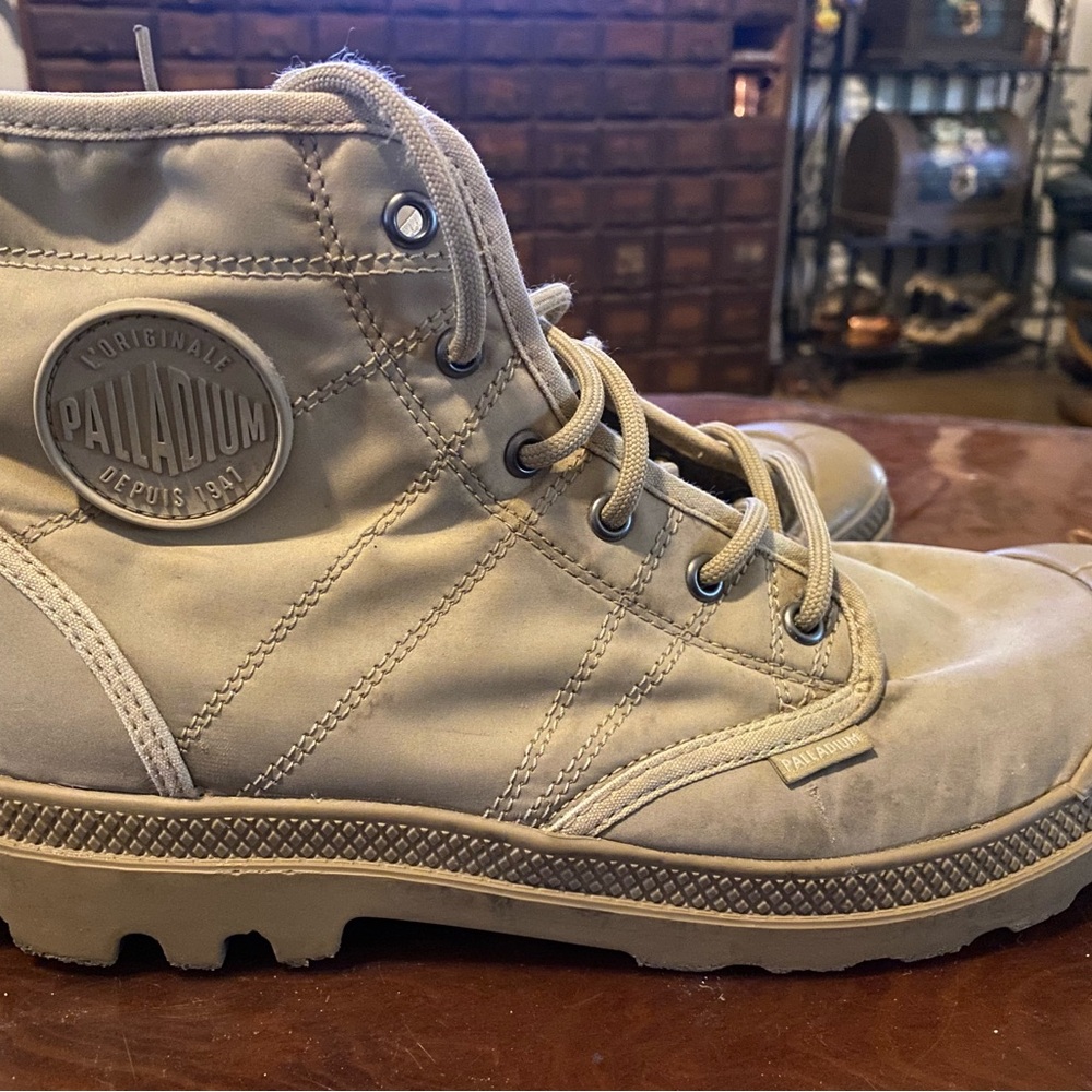 Palladium Cream High-Top Boots with Rugged Sole and Canvas Upper